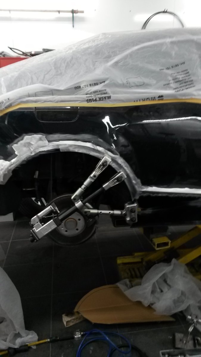schwarzer Audi Reparatur von Karosseriebau Andreas Horzen