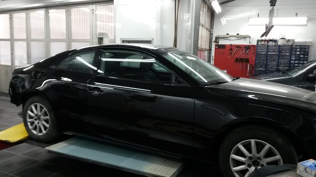 schwarzer Audi fertig von Karosseriebau Andreas Horzen