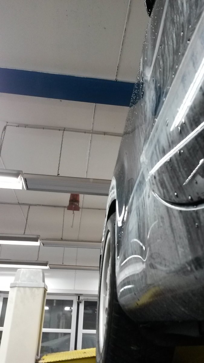 Audi auf Hebebühne von Karosseriebau Andreas Horzen